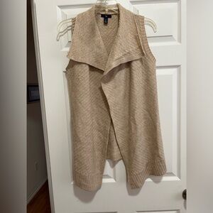 Gap Cardigan  Beige Wool Sweater small Perfect condition.
